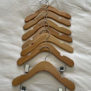 Kids wooden hangers for kids sizes up to large/12.